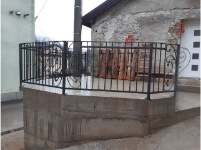 Ograje Dečman s.p. - Umetno kovaštvo in kovane ograje - Balkonske ograje - Primer sličice 006