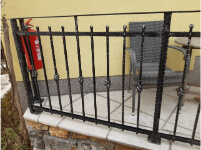 Ograje Dečman s.p. - Umetno kovaštvo in kovane ograje - Balkonske ograje - Primer sličice 022