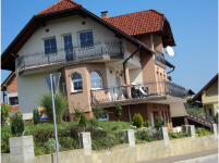Ograje Dečman s.p. - Umetno kovaštvo in kovane ograje - Balkonske ograje - Primer sličice 049