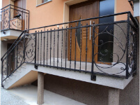 Ograje Dečman s.p. - Umetno kovaštvo in kovane ograje - Balkonske ograje - Primer sličice 061