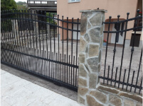 Ograje Dečman s.p. - Umetno kovaštvo in kovane ograje - Vrata - Primer sličice 006
