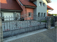 Ograje Dečman s.p. - Umetno kovaštvo in kovane ograje - Vrata - Primer sličice 056