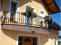 Ograje Dečman s.p. - Umetno kovaštvo in kovane ograje - Balkonske ograje - Primer sličice 070