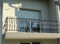 Ograje Dečman s.p. - Umetno kovaštvo in kovane ograje - Balkonske ograje - Primer sličice 085