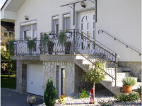 Ograje Dečman s.p. - Umetno kovaštvo in kovane ograje - Balkonske ograje - Primer sličice 086