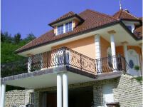 Ograje Dečman s.p. - Umetno kovaštvo in kovane ograje - Balkonske ograje - Primer sličice 092