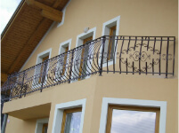 Ograje Dečman s.p. - Umetno kovaštvo in kovane ograje - Balkonske ograje - Primer sličice 095