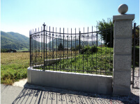 Ograje Dečman s.p. - Umetno kovaštvo in kovane ograje - Ograje - Primer sličice 057