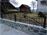 Ograje Dečman s.p. - Umetno kovaštvo in kovane ograje - Ograje - Primer sličice 080