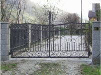 Ograje Dečman s.p. - Umetno kovaštvo in kovane ograje - Vrata - Primer sličice 083